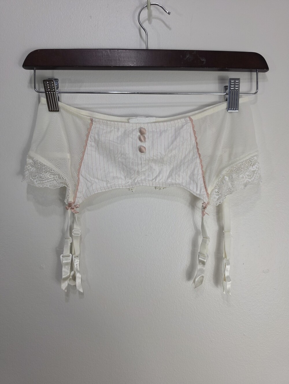 La SENZA Ivory and Blush Lace Garter Belt - Picture 1 of 7